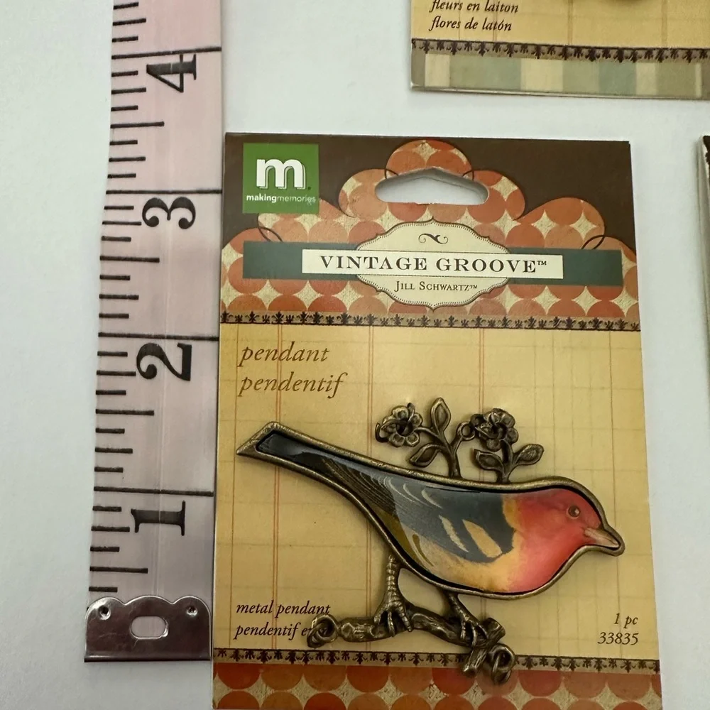 Making Memories Vintage Groove Jill Schwartz Craft Pendant Combinations Jewelry